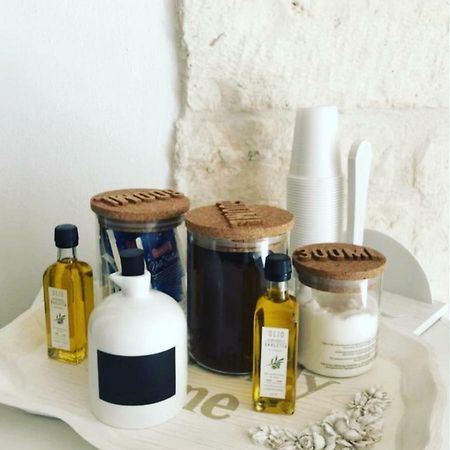 Ferienwohnung La Dimora Di Fra Ostuni Exterior foto