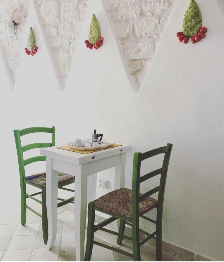 Ferienwohnung La Dimora Di Fra Ostuni Exterior foto